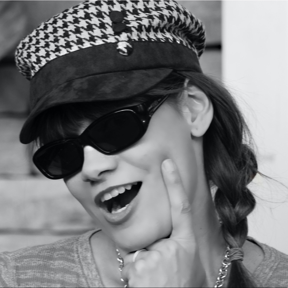 Meet your Posher, SmartHalleck